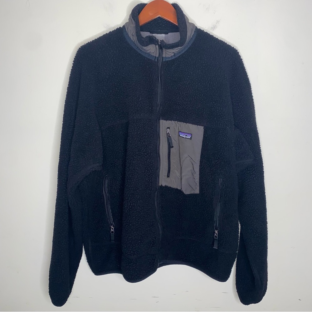 Vintage Patagonia Men's Retro-X Fleece XL Black and Gray Zip-Up Jacket